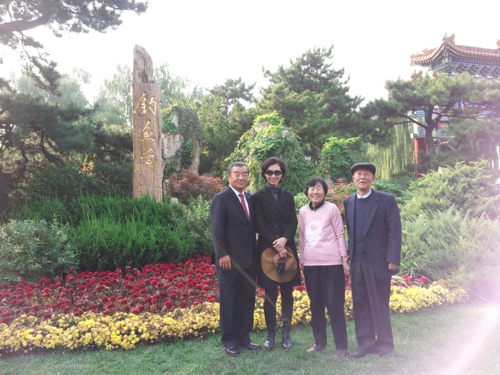 중국청년신문사릴쥔지전사장과 이기수총장님과 노소영관장님